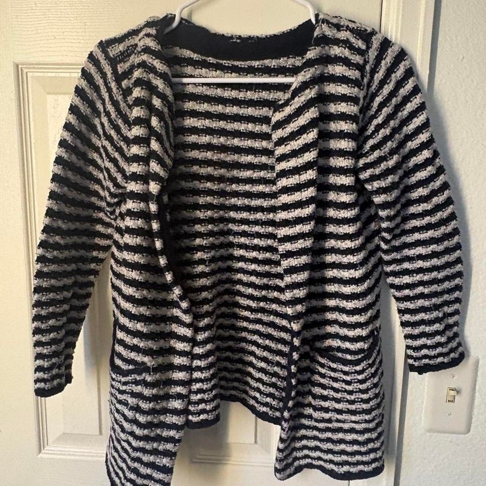 black and white striped cardigan with pockets